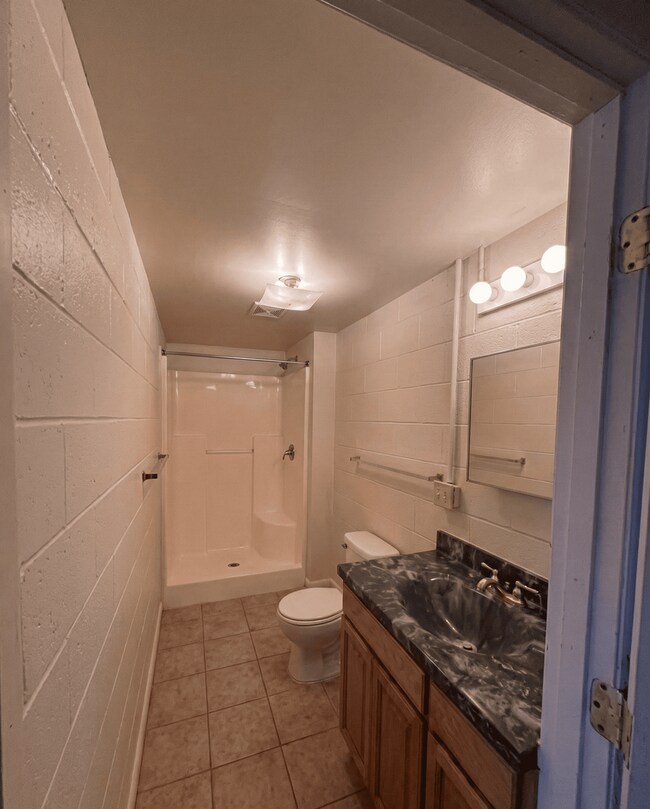 Foto del edificio - 1 Bedroom Apartment with Livingroom