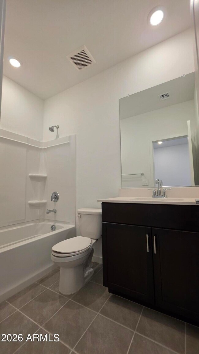 Foto del edificio - 37098 W Prado St