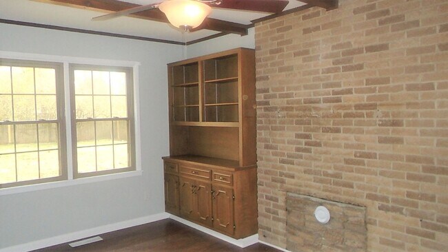 Foto del edificio - 3 Bedroom 2 Bathroom Home