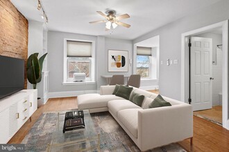 Building Photo - 1320 S Broad St