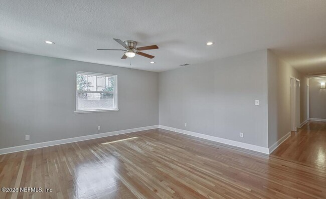 Foto del edificio - 2819 Oak St