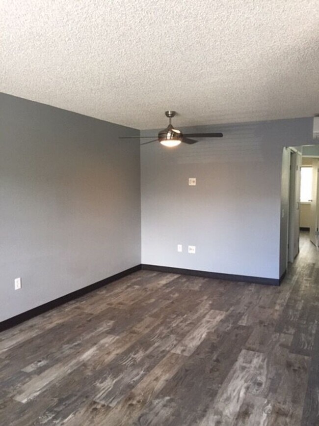 Foto del edificio - Mililani Mauka Hillsdale 2 bedroom/2 Bath ...
