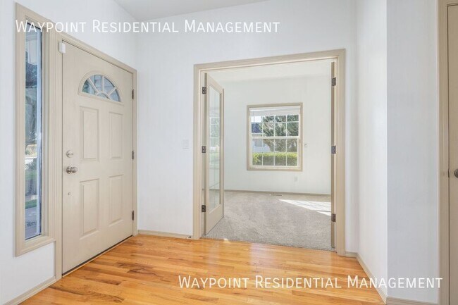 Foto del edificio - 9640 W Sleepy Hollow Ln