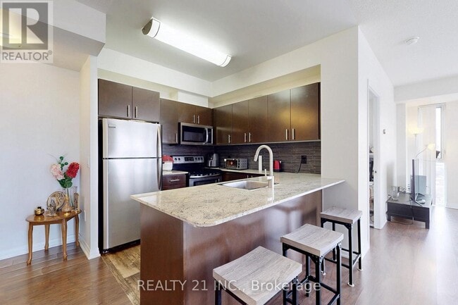 Photo du bâtiment - 25 Cole St