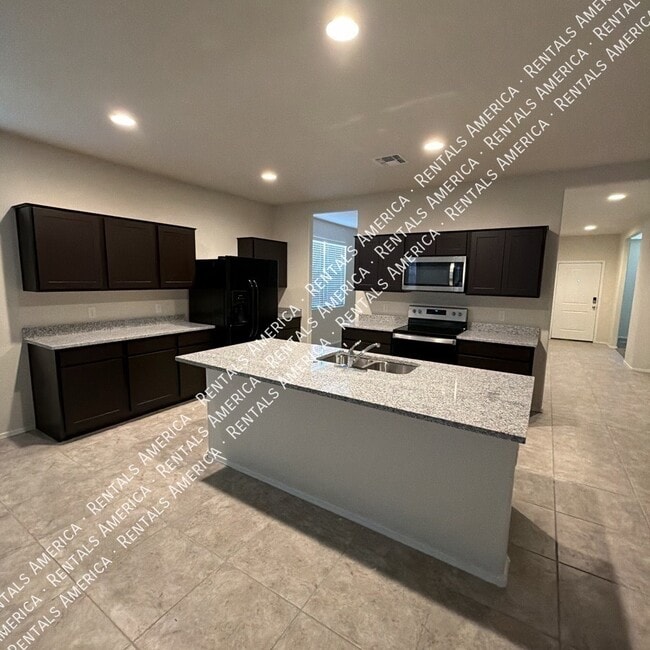 Foto del edificio - 1038 W Castle Ct