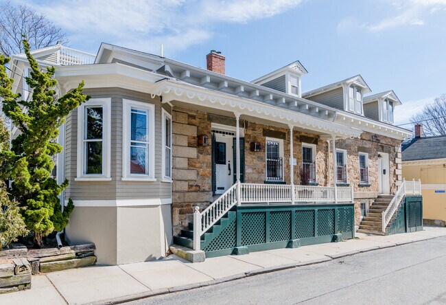 Building Photo - 40 Corne St