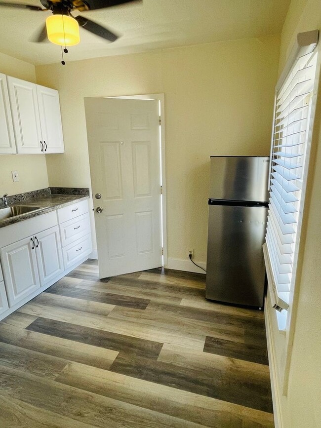 Photo - 316 6th St Apartment