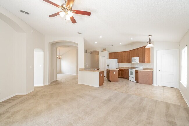 Building Photo - 2318 Cherokee Cove Trail