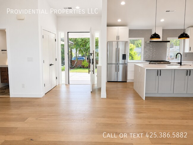 Foto del edificio - 8320 NE 148th Pl