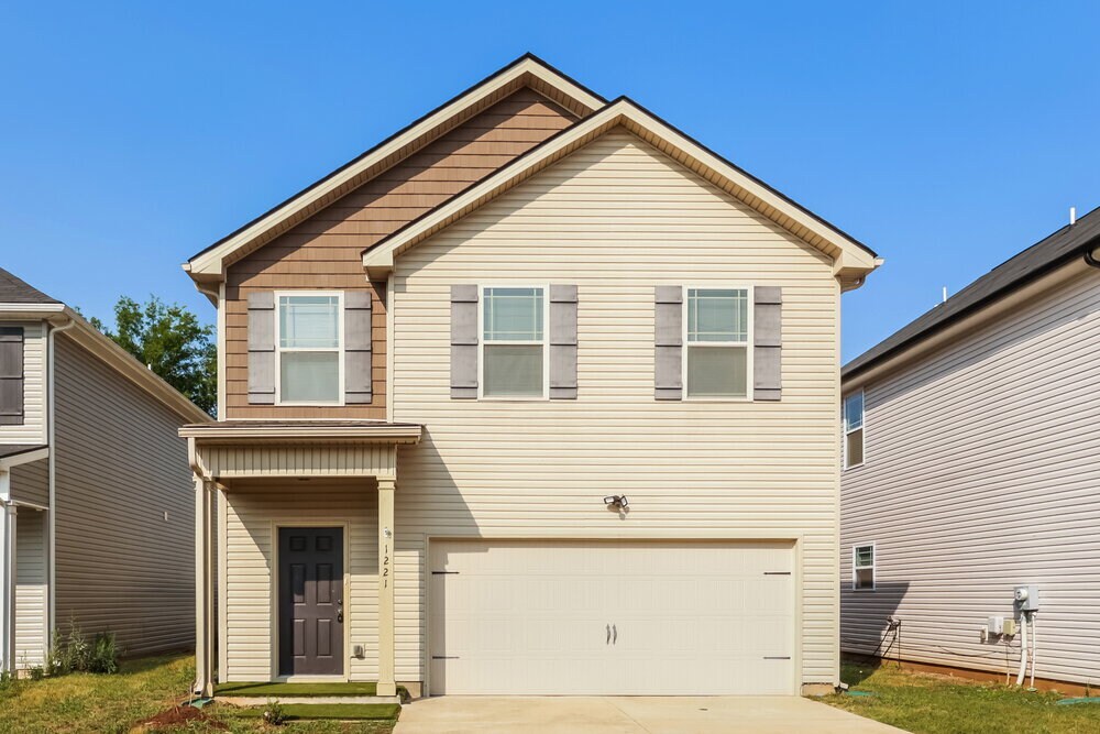 Foto principal - 1221 Catawba Way
