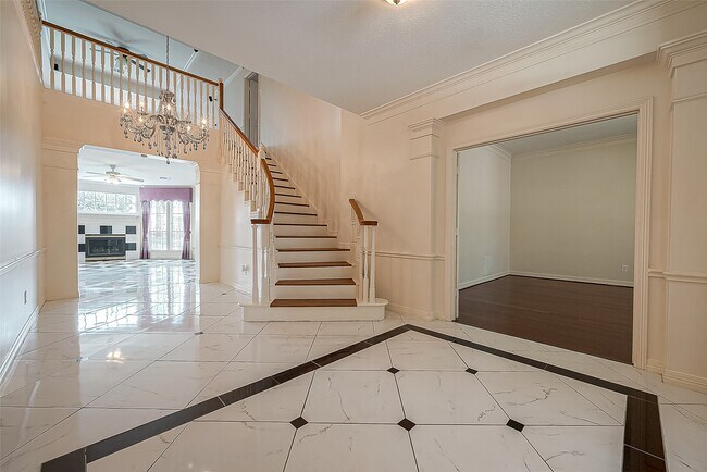 Foto del edificio - 1914 Rosebay Ct