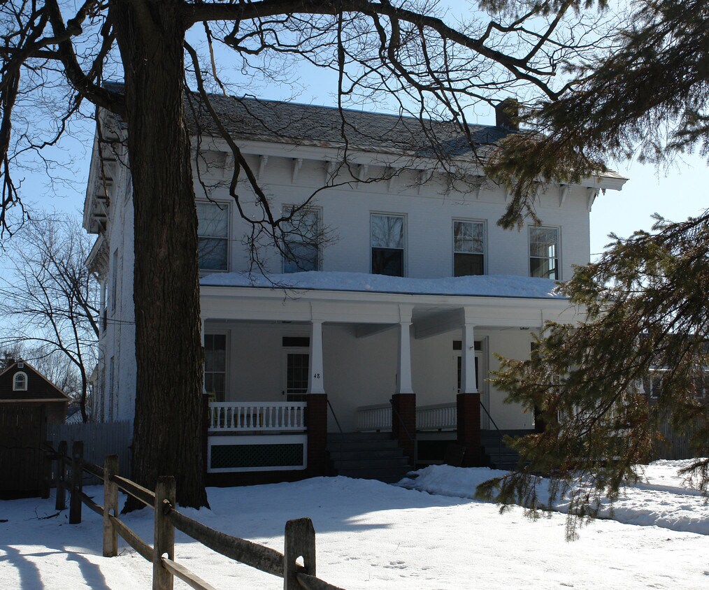 Building Photo - 48 Sherman Ave
