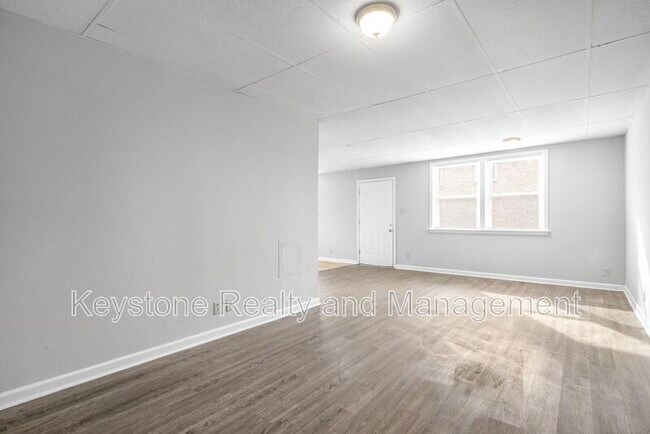 Foto del edificio - 1600-B Paradise Hill Rd
