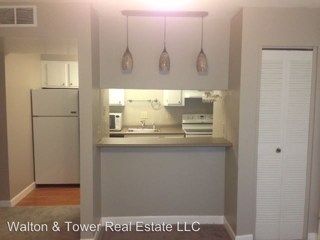 Foto del edificio - 2 br, 1 bath House - 407 Skyview Unit J