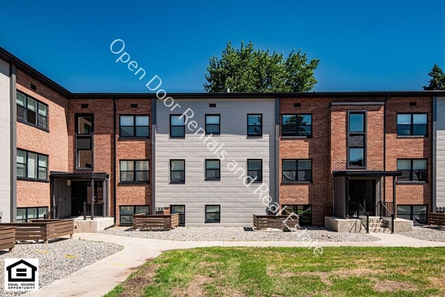 Building Photo - 1823 Griswold Dr