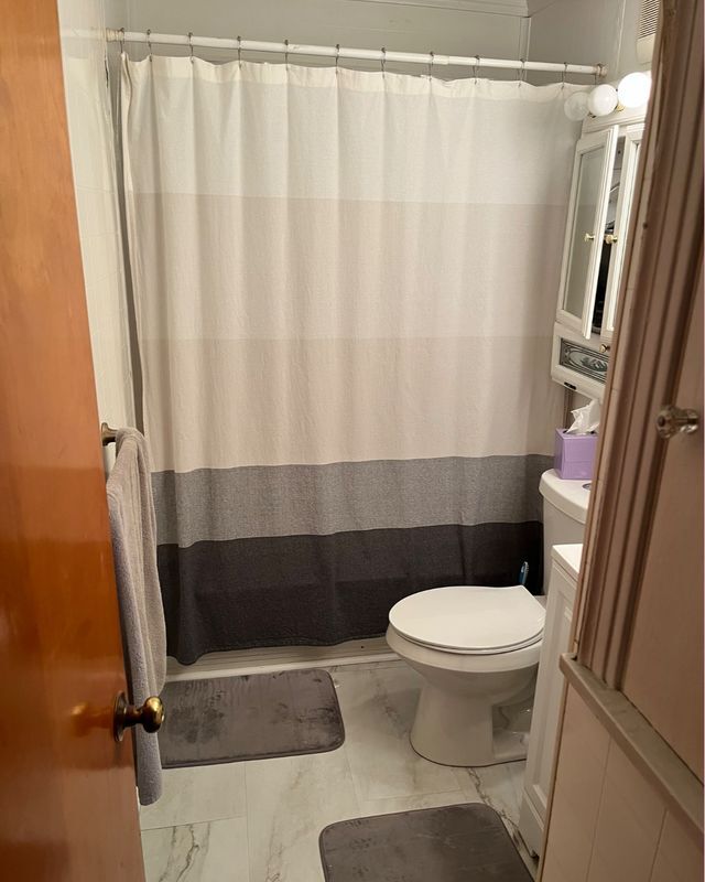 Building Photo - 1663 Longwood Rd