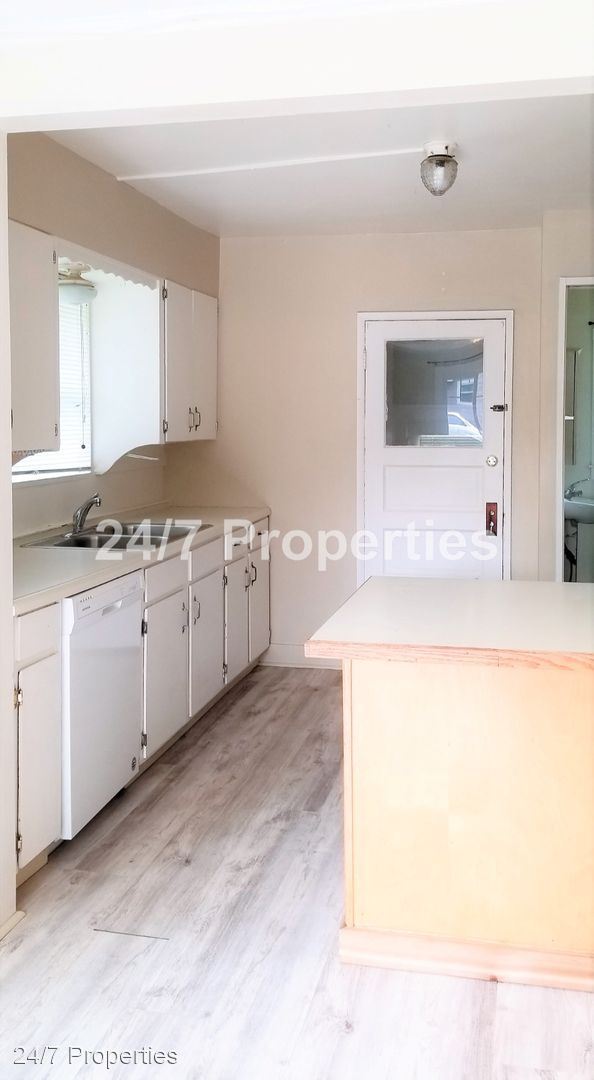 Foto del edificio - 2 br, 2 bath House - 4508 NE 97th Ave