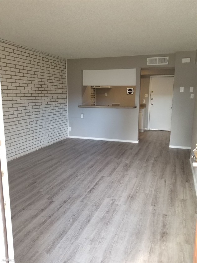 Primary Photo - 2 br, 1 bath Apartment - Blackbird Apartments