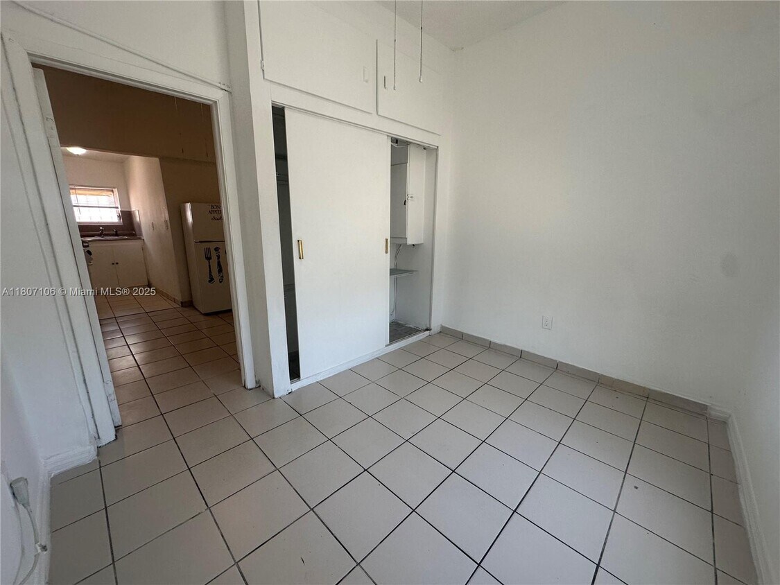 Foto principal - 534 NW 18th Ave