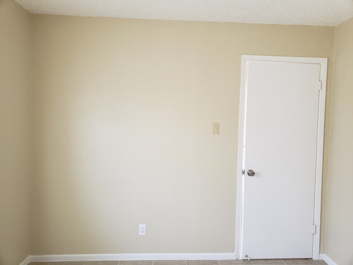 Foto del edificio - College Park Apartment