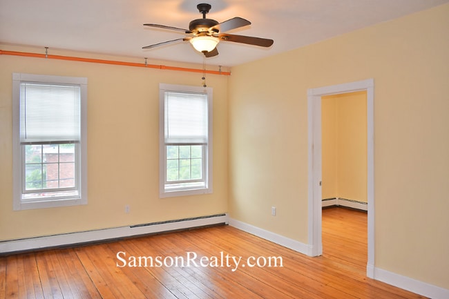 Photo - 277 N Brow St Apartment