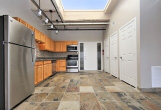 Building Photo - 230 W Alabama St