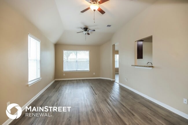 Building Photo - 308 Broken Pine Ct