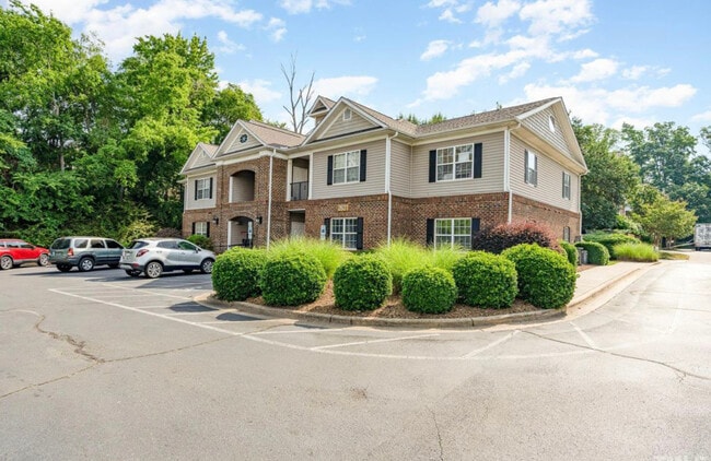 Building Photo - 2631 Oldgate Dr