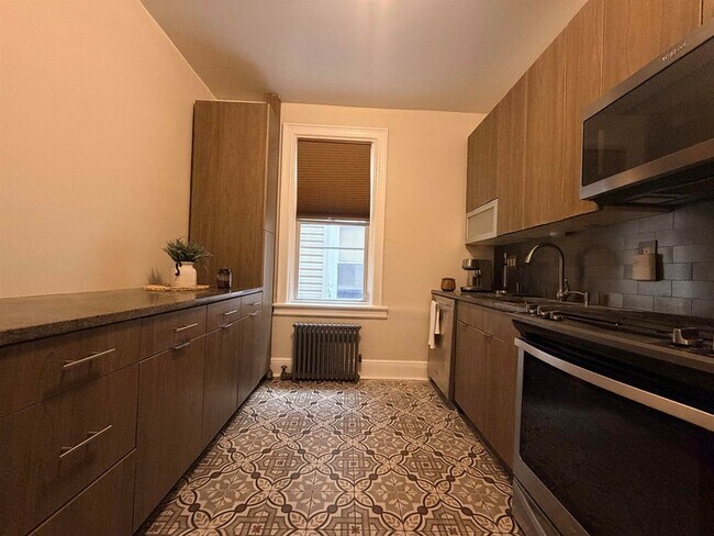 Foto del edificio - 138 W 30th St