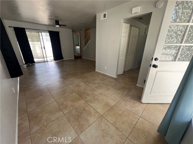 Foto del edificio - 36 Birchwood Ln