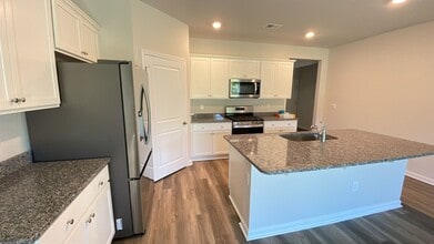 Building Photo - 2494 Polaris Path