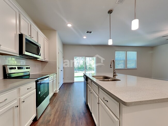 Foto del edificio - 12256 Sapp Rd