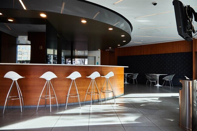 Foto del edificio - 77 Hudson St