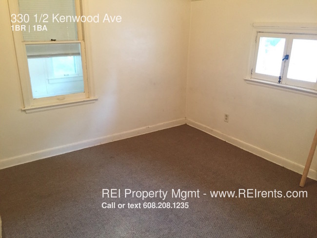 Building Photo - 330 1/2 Kenwood Ave