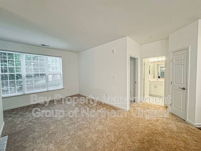 Foto del edificio - 4210 Mozart Brigade Ln