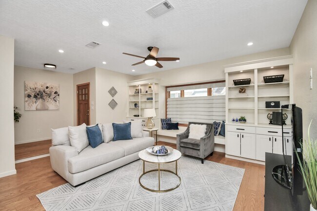 Foto del edificio - 9632 Bayou Brook St