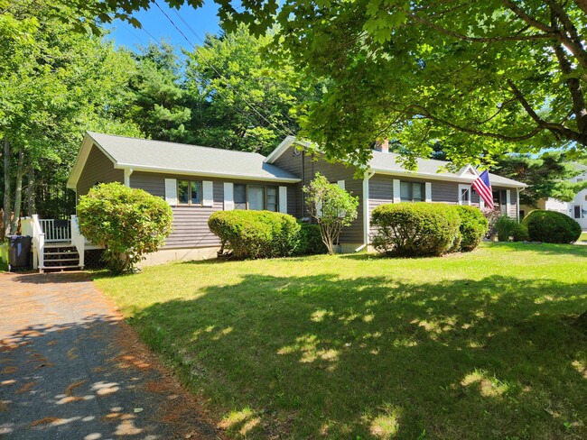 Duplex showing both apts. - 15 Shannon Dr