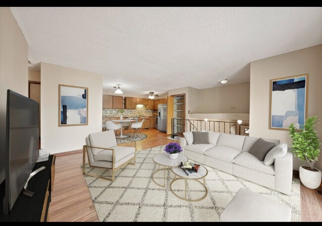 Foto del edificio - 1707 Hallmark Ave N