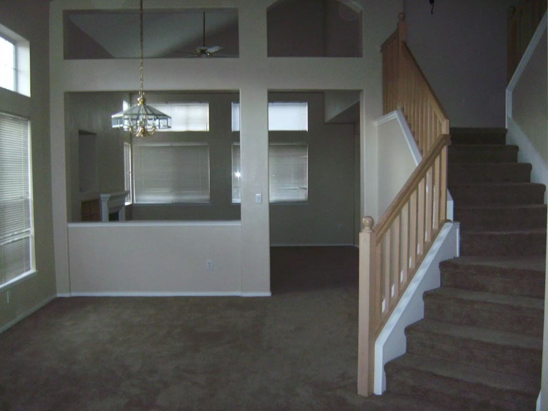 Foto del edificio - 4 Bedroom Citrus Heights Beauty! With smal...