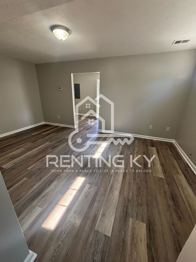 Foto del edificio - Newly Renovated 2-Bed, 1.5-Bath Townhome!