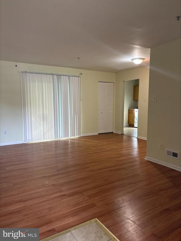 Foto del edificio - 216 Highland Blvd