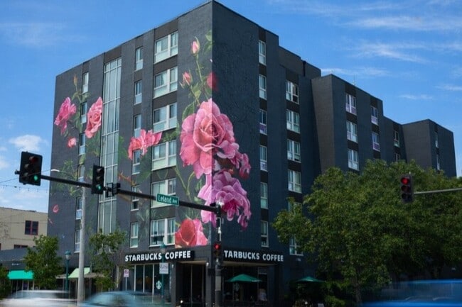 University Square - University Square Apartments