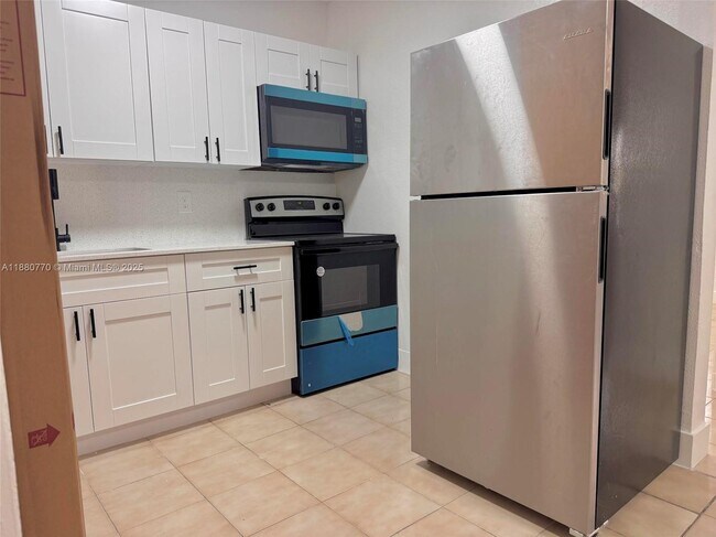 Foto del edificio - 541 E 38th St