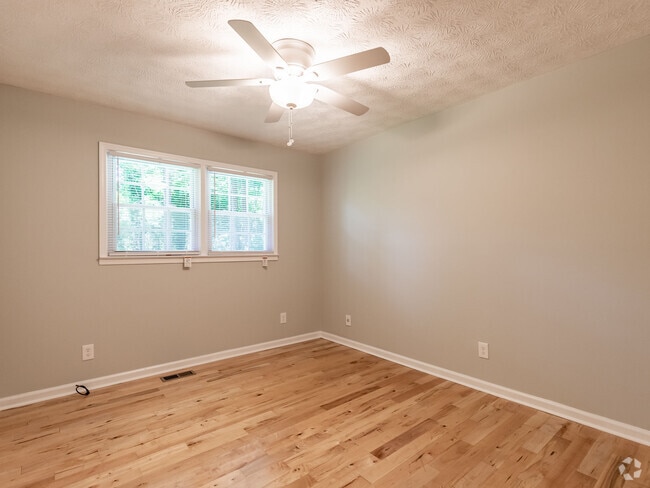 Building Photo - 4133 Thornwall Dr