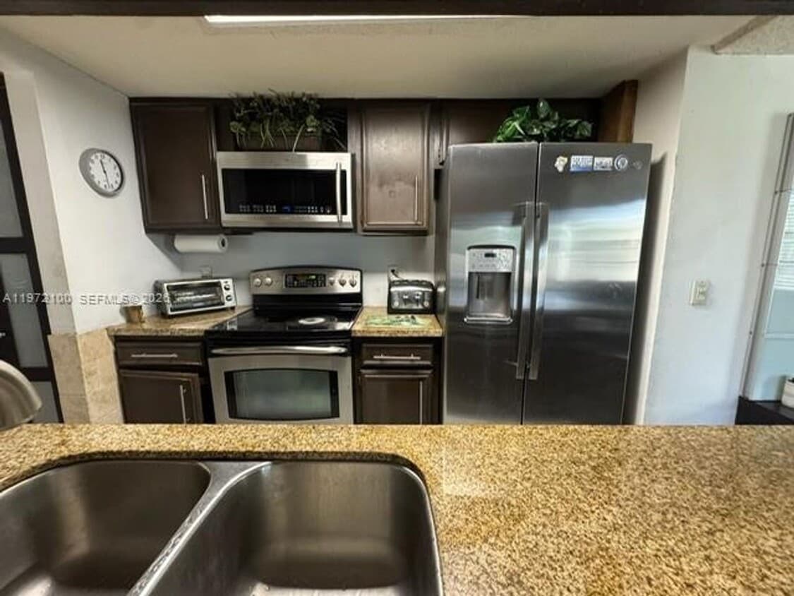 Photo - 2560 Azalea Avenue 2560, Miramar, FL 33025