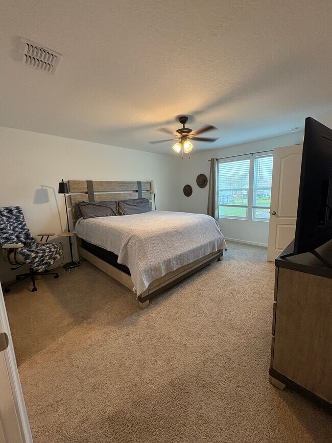 Foto del edificio - 49 Tidal Beach Ave