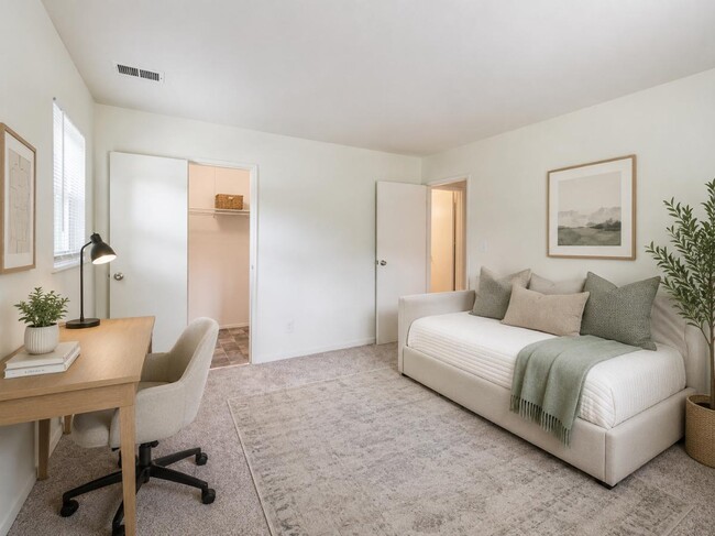 Foto del edificio - Post and Coach Apartment Homes