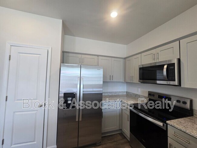Foto del edificio - 1202 Broholmer Ln