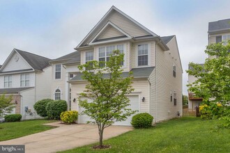 Building Photo - 411 Hanrahan Ct SE
