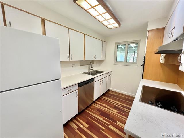 Foto del edificio - 944 S Potomac Ct